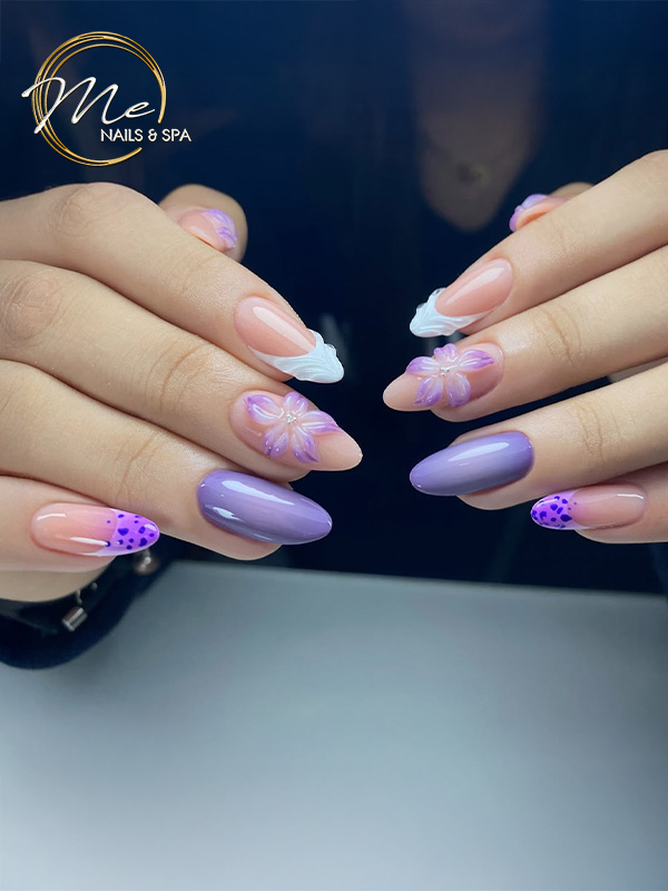 Me Nails & Spa 